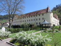 Schloss von Wolfach im Fr�hling (Bildnachweis: Stadt Wolfach)