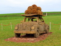 Auto (Bildnachweis: Tourist-Information Höchenschwand, Fotograf: Erich Spiegelhalter, Klaus Hansen) Auto (Bildnachweis: Tourist-Information Höchenschwand, Fotograf: Erich Spiegelhalter, Klaus Hansen)