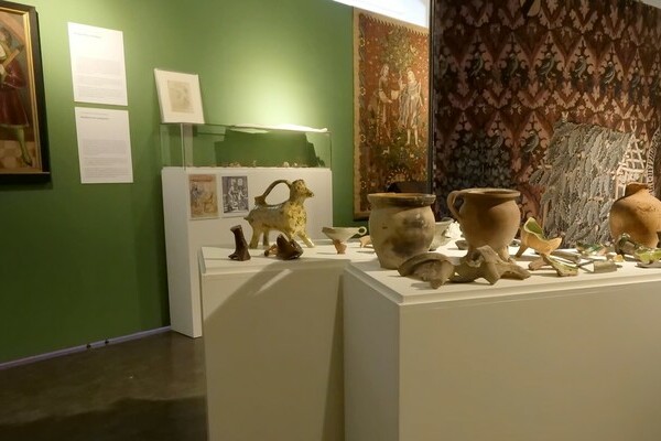 Blick in die aktuelle Sonderausstellung Burg Rötteln.  Bildnachweis: © Dreiländermuseum 